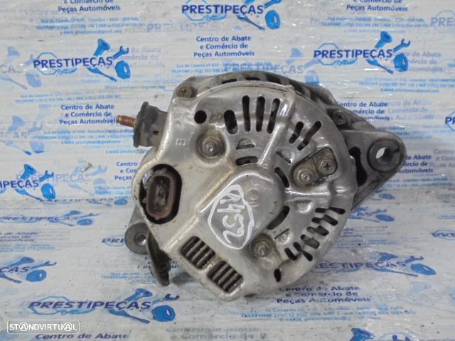 Alternador 270600J030 MS1022118190 TOYOTA YARIS 1 FASE 2 2003 1.0I 65CV 5P CINZENTO DENSO 12V 70A - 3