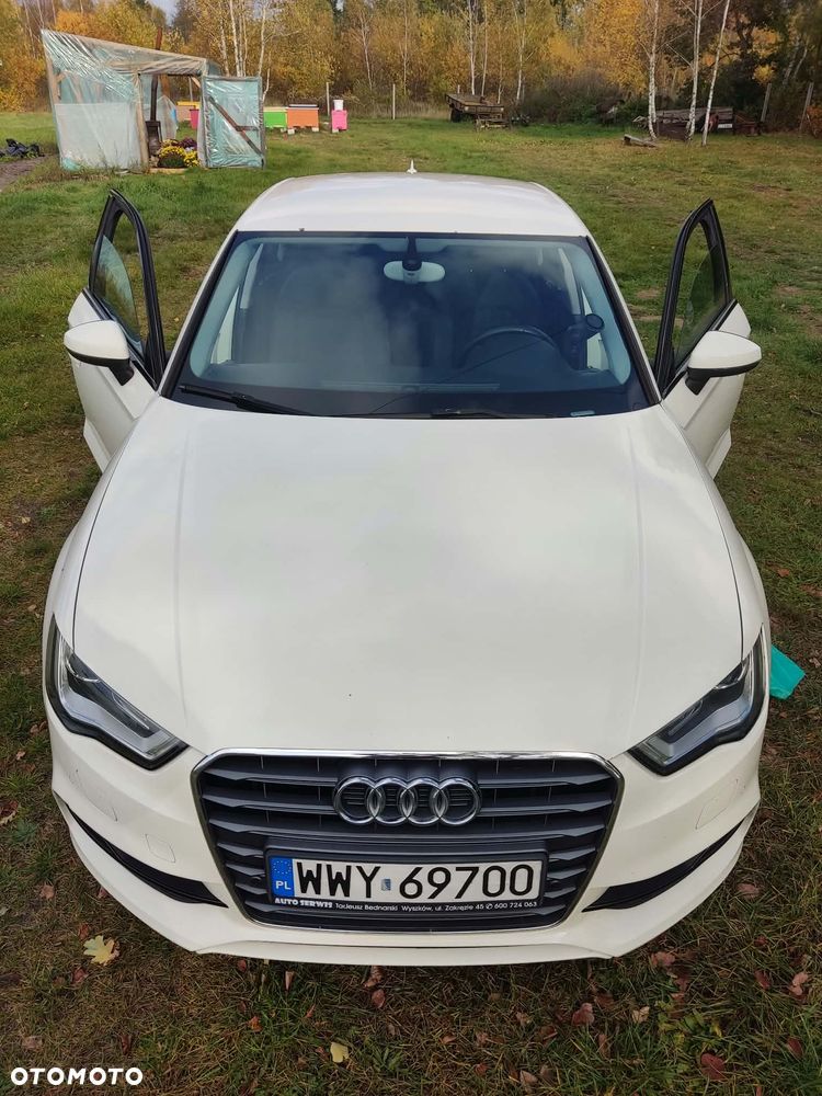 Audi A3 Limousine 2014 photo 2