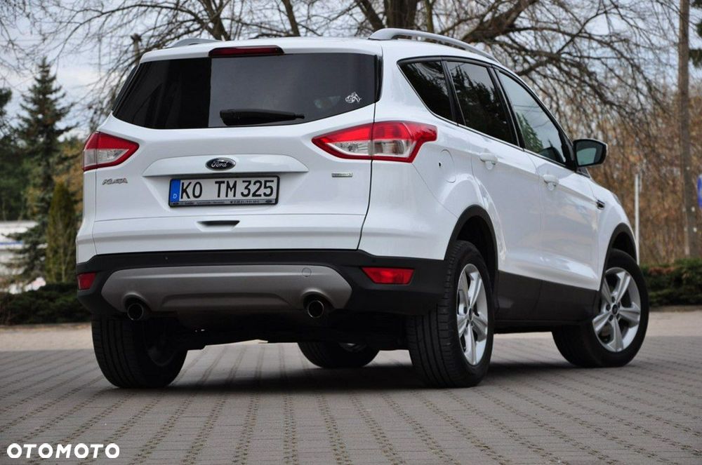 Ford Kuga - 12