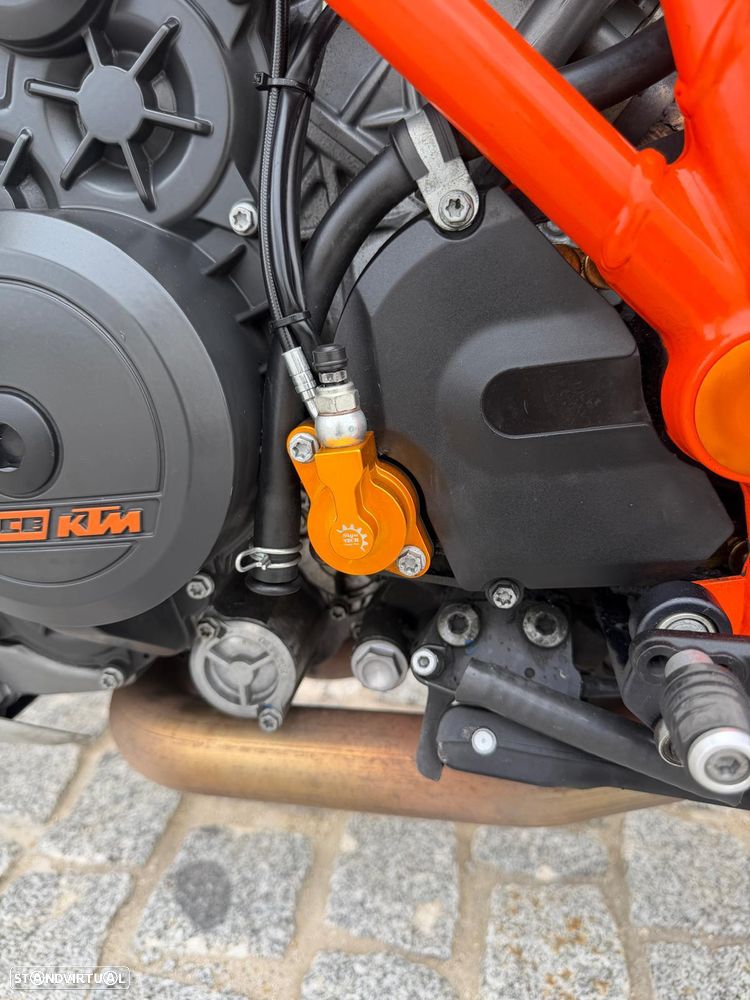KTM Superduke 1290 SUPER DUKE GT - 14