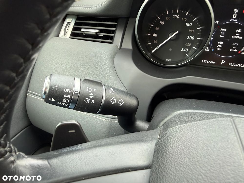 Land Rover Range Rover Evoque - 30