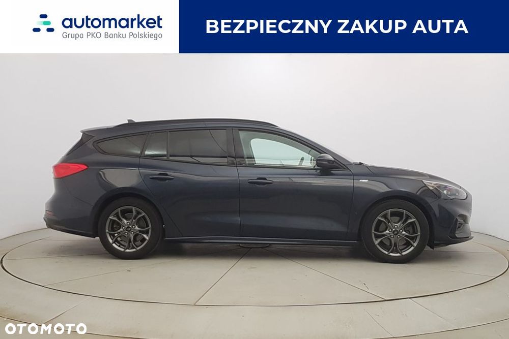 Ford Focus - 8