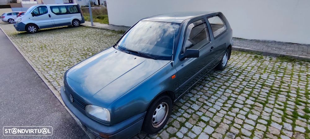 VW Golf 1.9 D CL - 11