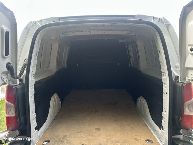 Opel COMBO LONGA 3 LUGARES CX.6V. - 9