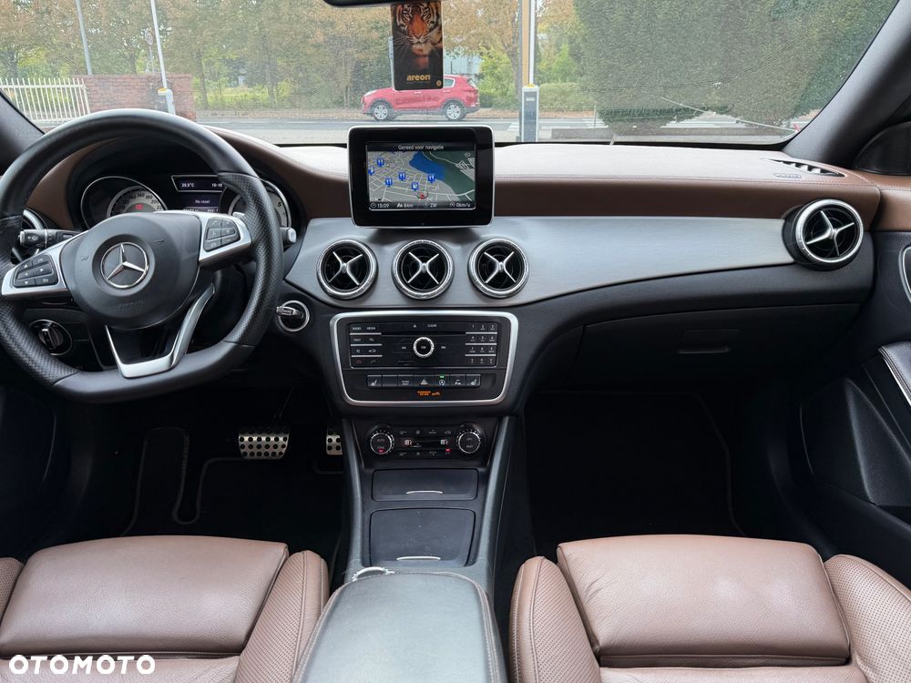 Mercedes-Benz CLA 220 d 7G-DCT AMG Line - 23
