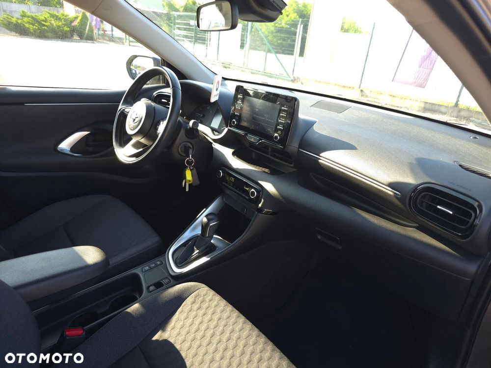 Toyota Yaris - 15