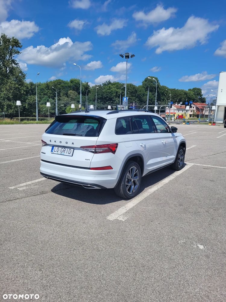 Skoda Kodiaq 2.0 TDI 4x4 Sportline DSG - 4