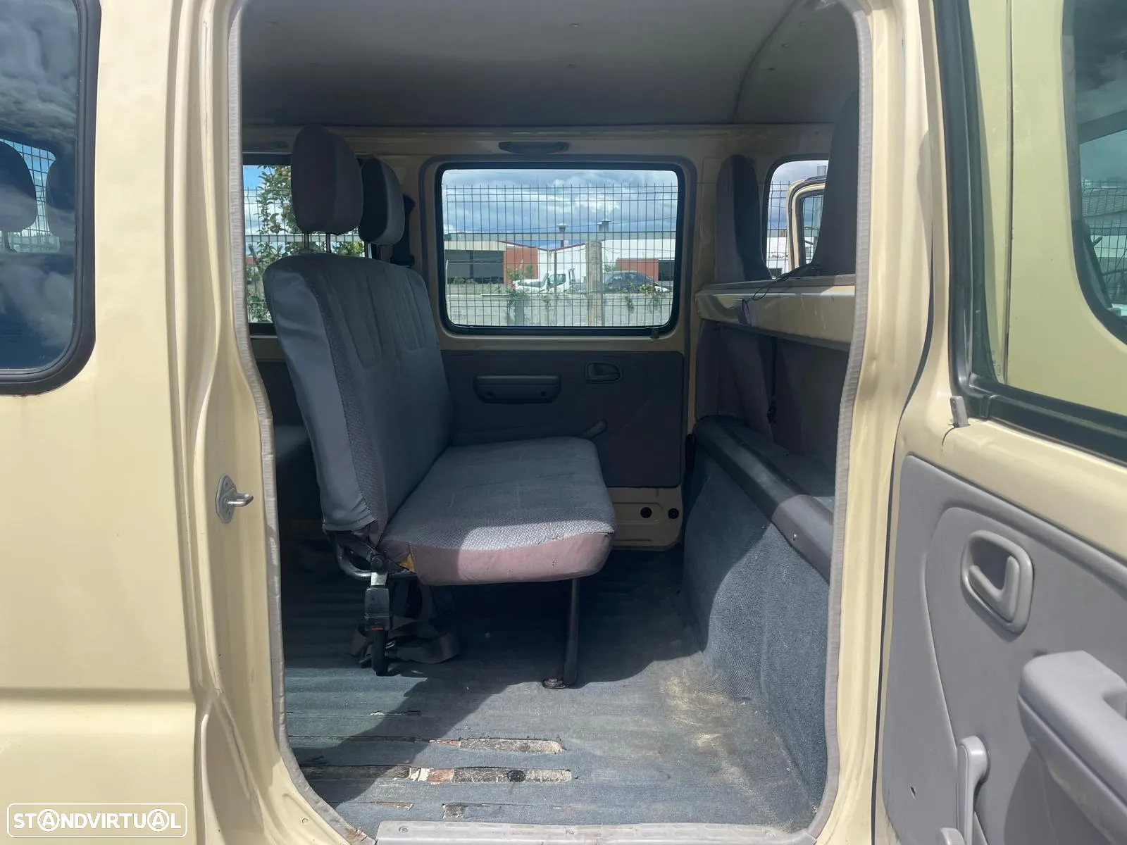 Toyota Dyna 2.5 D-4D Cab. Tripla - 15