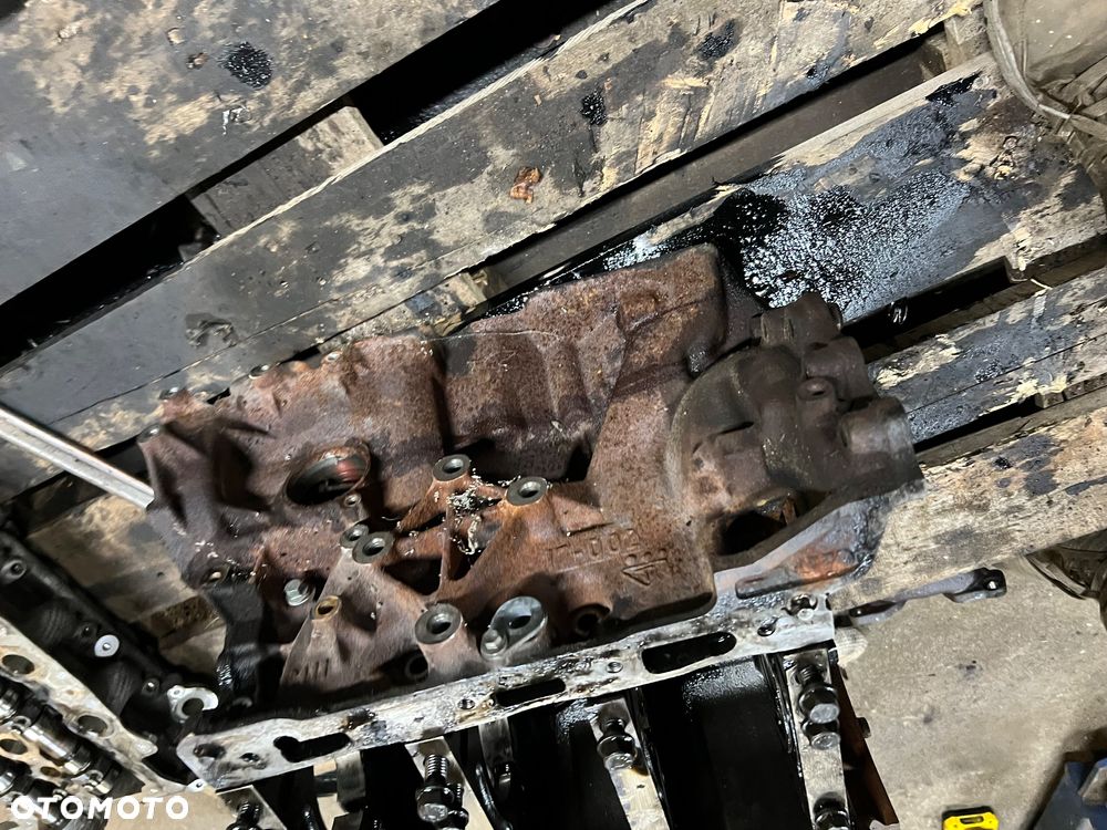 Blok silnika Land Rover Discovery 3 2.7tdv6 - 5