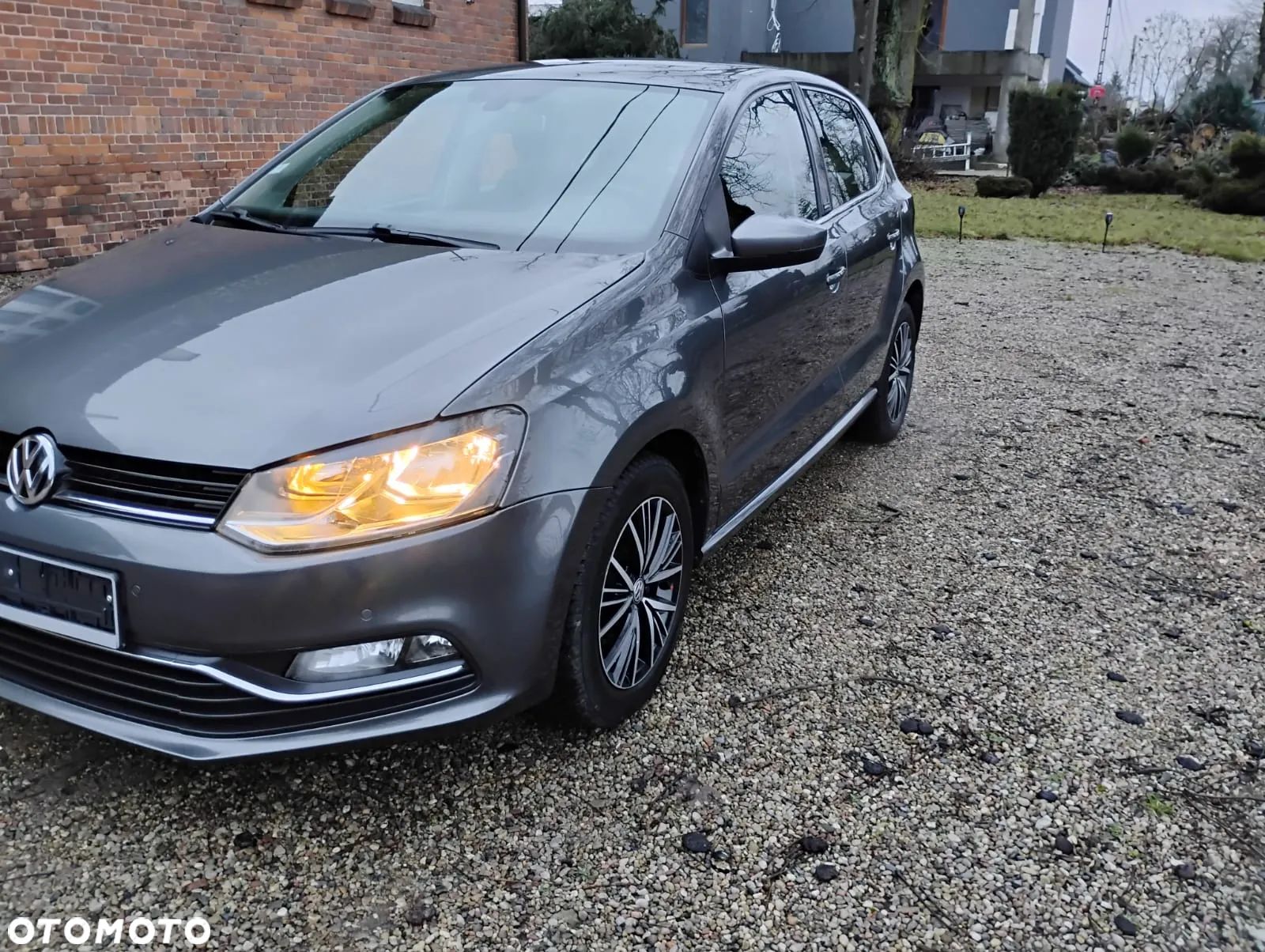 Volkswagen Polo 1.2 TSI Black/Silver Edition - 1
