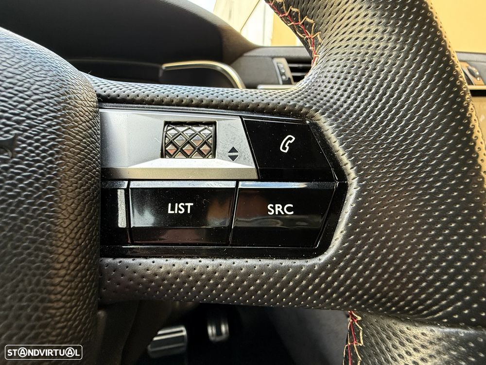 DS DS7 BlueHDI 130 Aut. Performance Line - 20