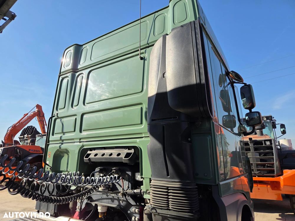 DAF XF530, 2018, 601.155km, KIT BASCULARE, AUTOMATA+INTARDER 6 trepte, FRIGIDER, XENON, Fuste laterale, Jante Aluminiu, Anv 315/80R22,5 80% OK, Goarne, girofaruri, rulat doar in GERMANIA, leasing 3 ani-rata leasing 3400 lei, CIV, PROMOTIE 22900 EUR+tva - 11