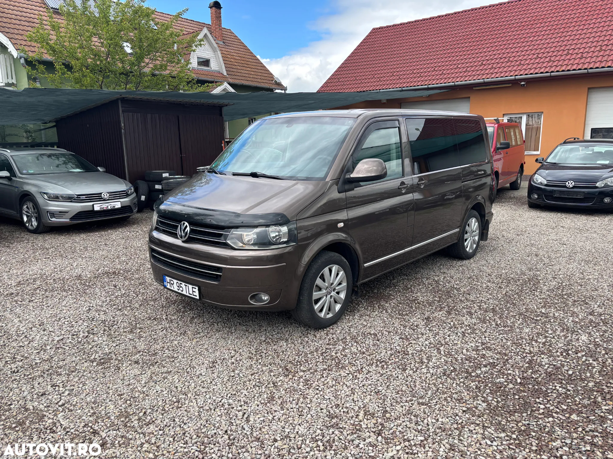 Volkswagen Multivan - 20