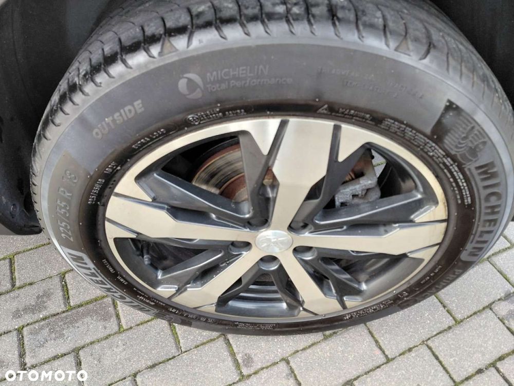 Peugeot 3008 - 9