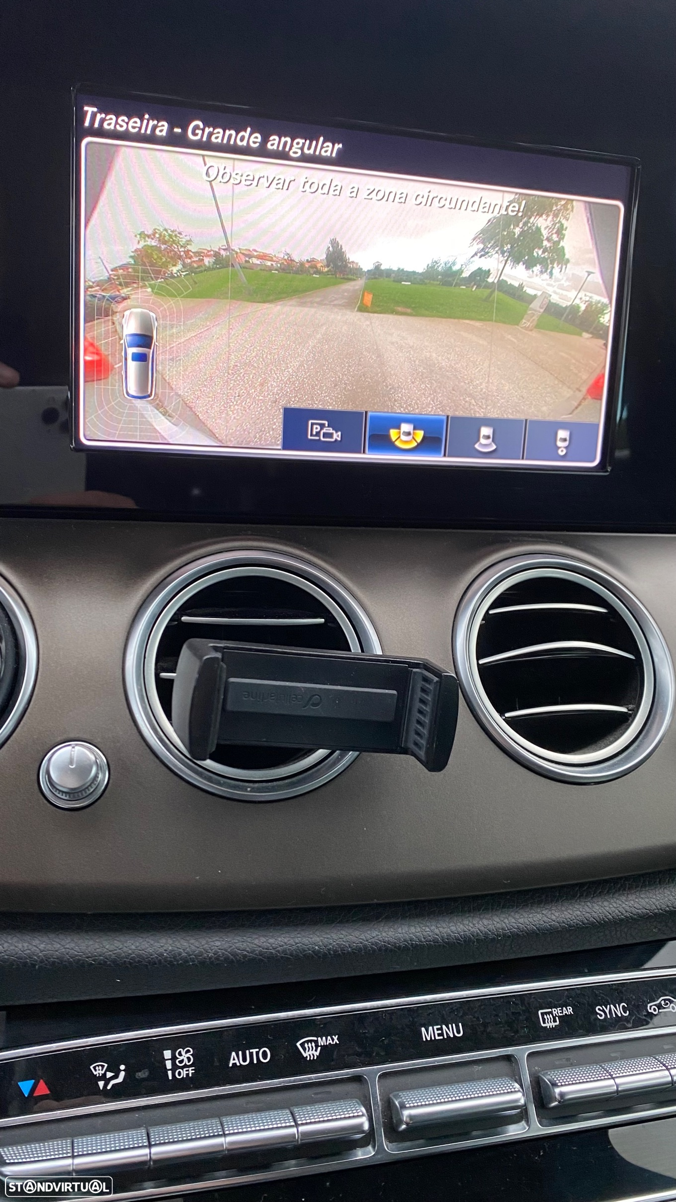 Mercedes-Benz E 220 d T 9G-TRONIC Avantgarde - 16