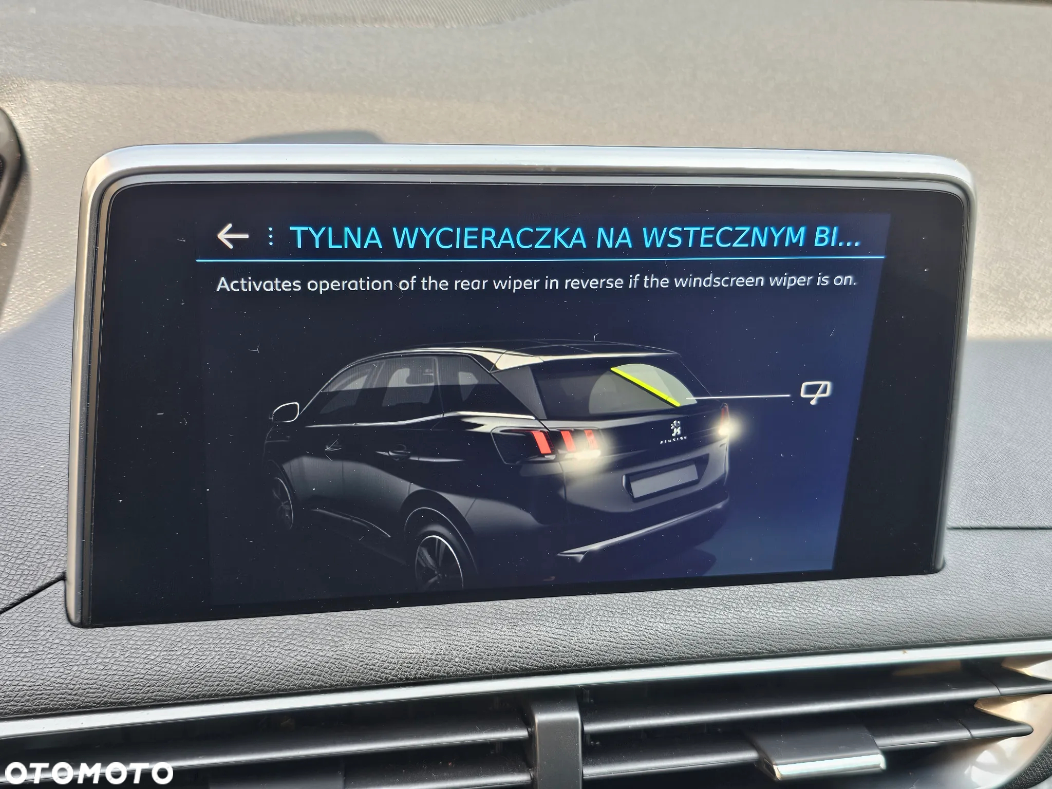 Peugeot 3008 1.5 BlueHDi Active Pack S&S EAT8 - 36