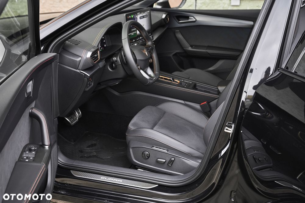 Cupra Leon Sportstourer 2.0 TSI 4Drive DSG VZ - 21