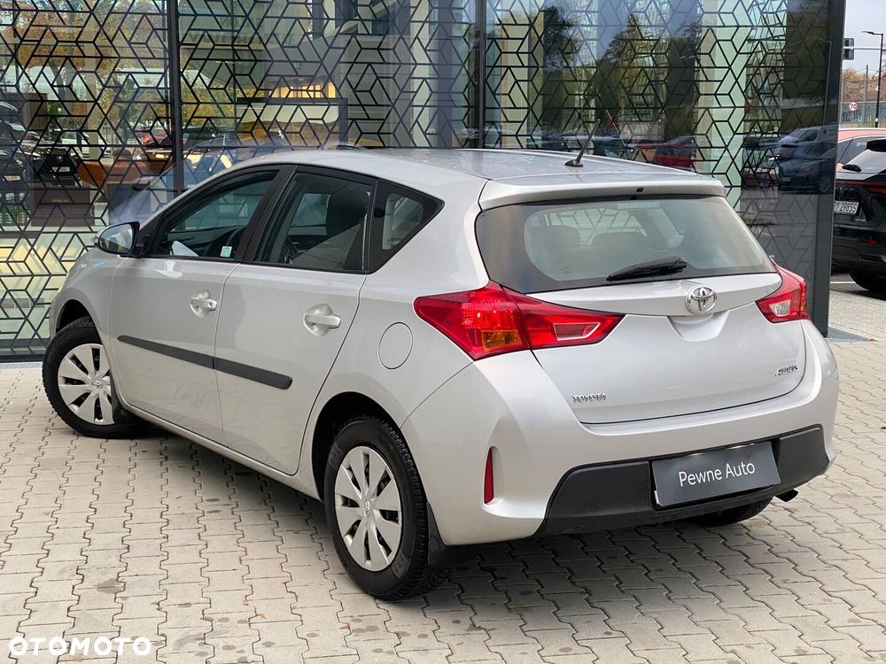 Toyota Auris 1.6 Active - 11