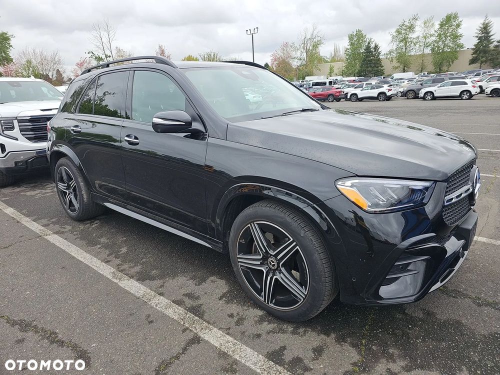 Mercedes-Benz GLE - 1