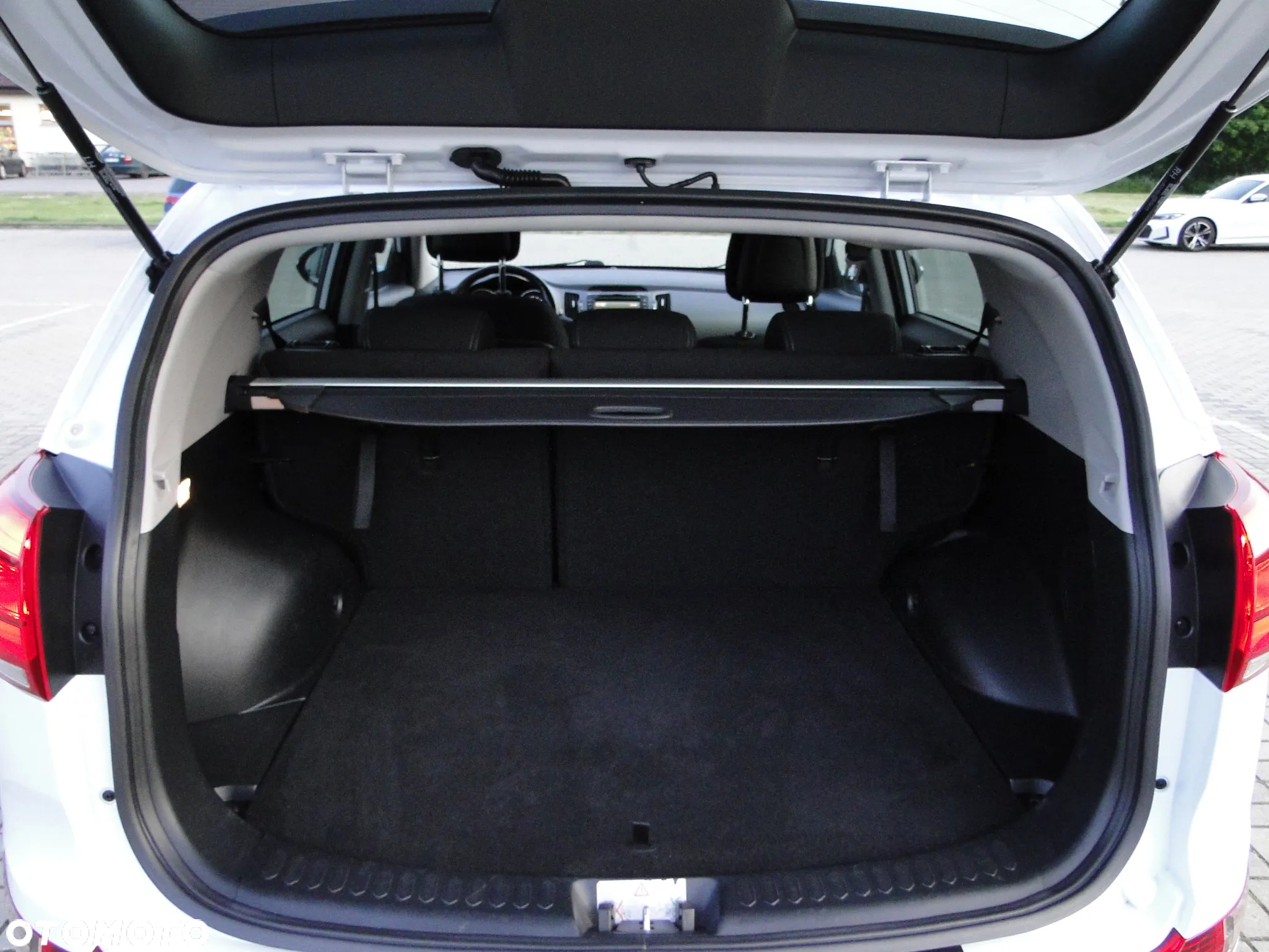 Kia Sportage - 13