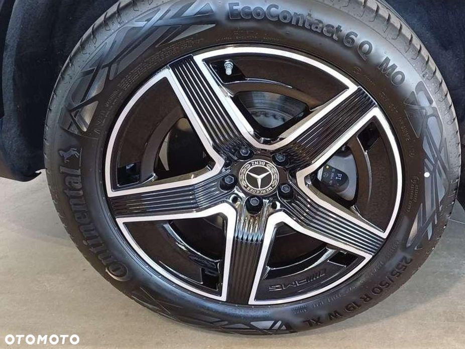 Mercedes-Benz GLC - 16