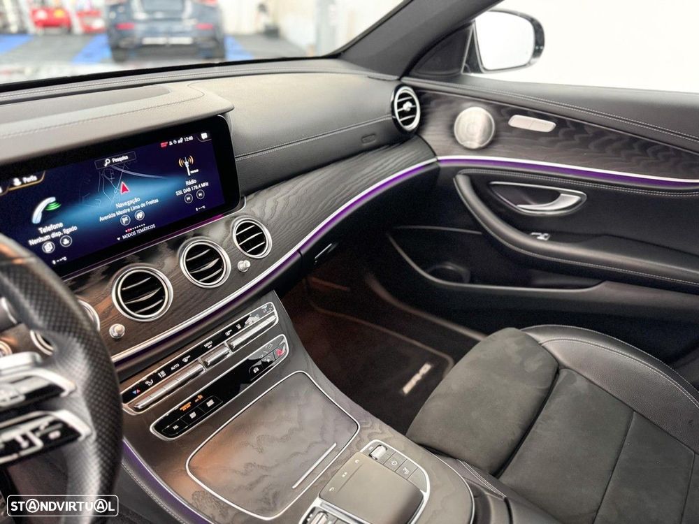 Mercedes-Benz E 300 de AMG Line 4Matic - 40