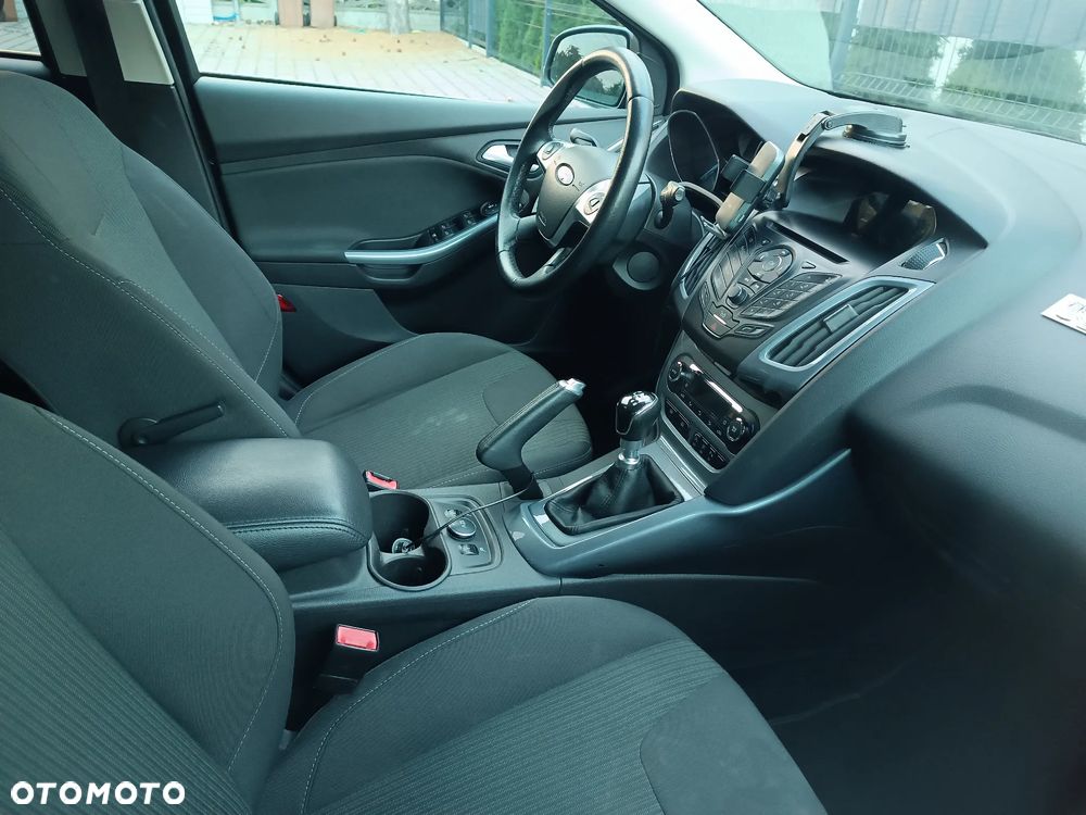 Ford Focus 2014 photo 4