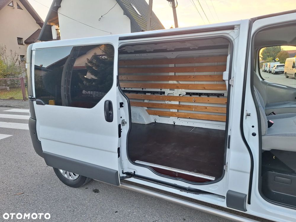 Renault Trafic - 27
