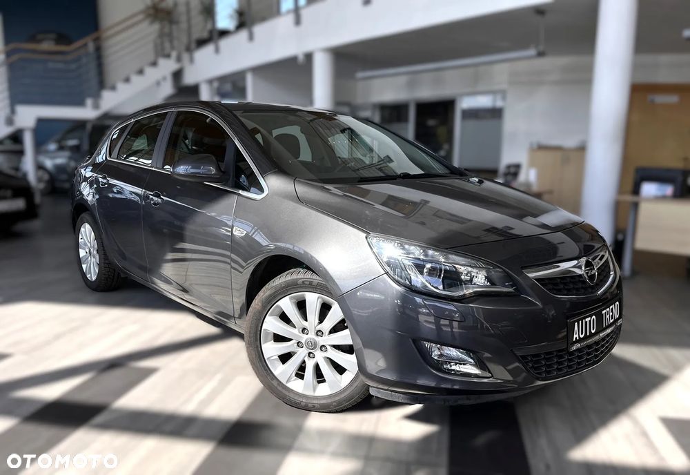 Opel Astra GTC 1.6 Turbo Edition - 3