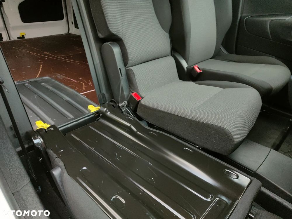 Citroën Berlingo XL Maxi 2022r L2 1.5 Diesel 130PS - 27