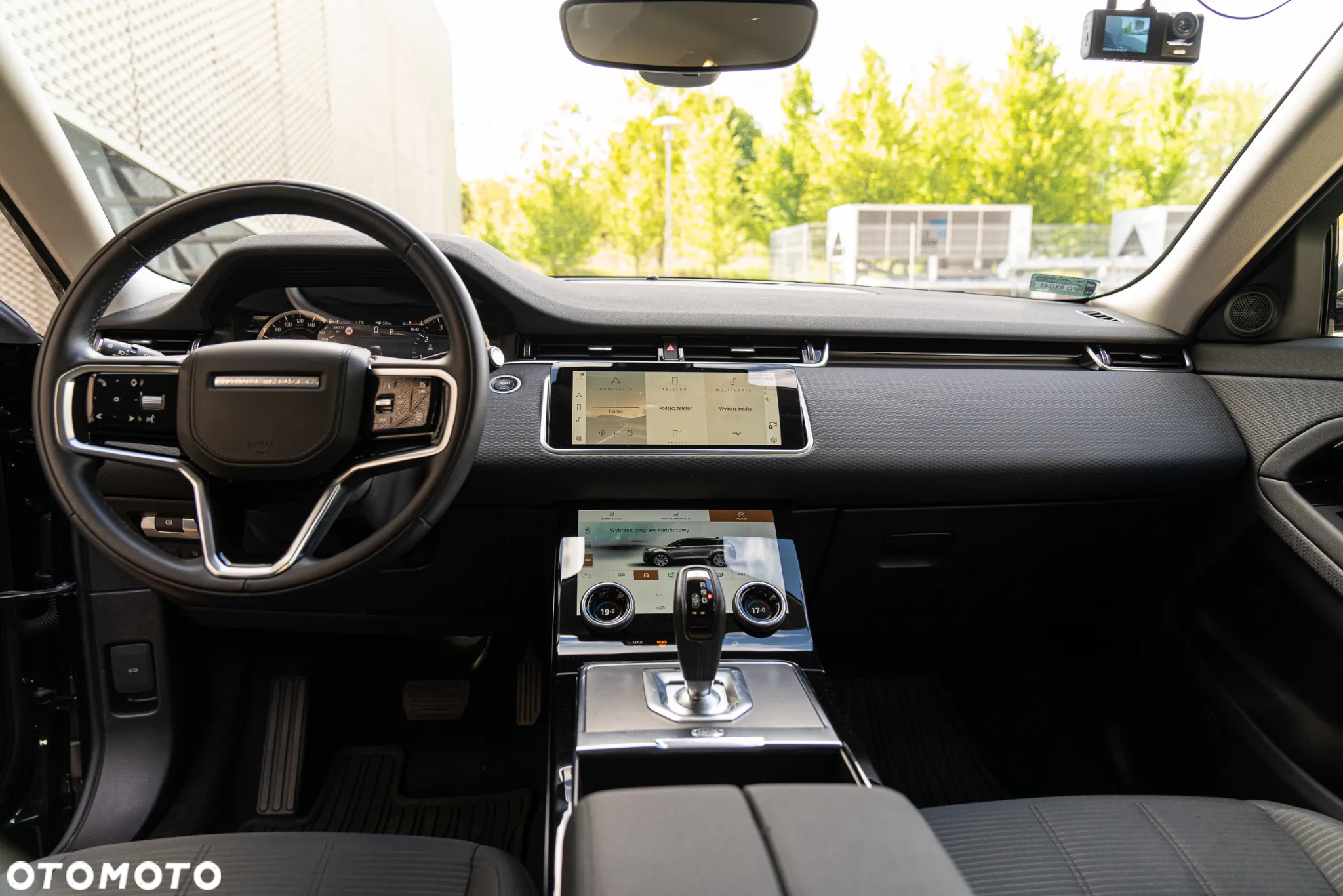 Land Rover Range Rover Evoque - 22