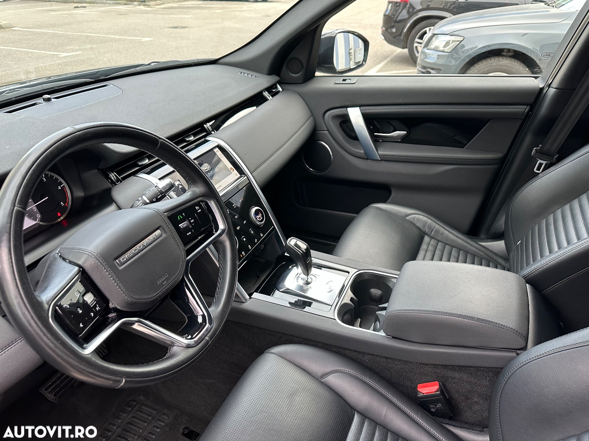 Land Rover Discovery Sport 2.0 D165 MHEV - 9