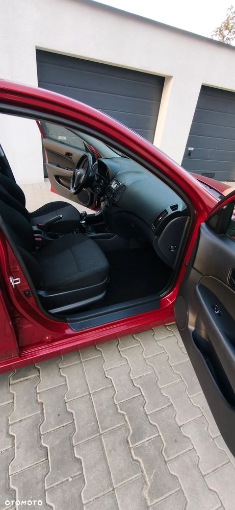 Hyundai i30 1.4 Classic + - 37