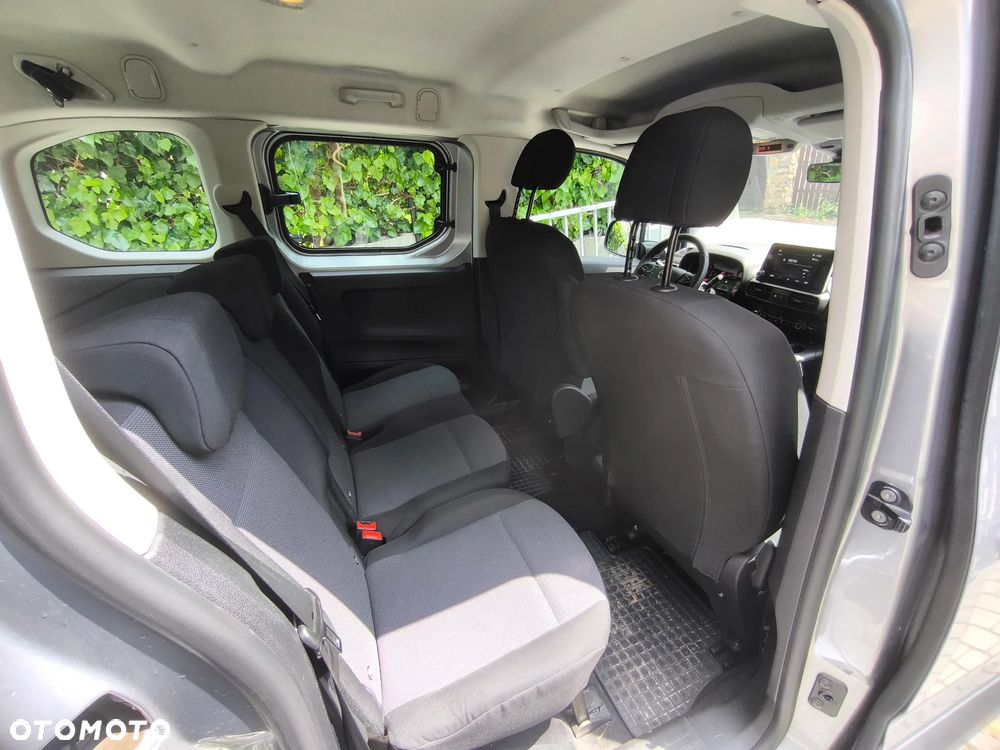 Opel Combo 1.5 CDTI Essentia S&S - 9