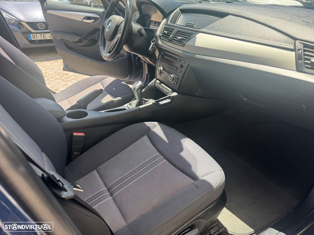 BMW X1 18 d sDrive - 12