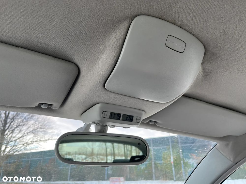 Volkswagen New Beetle 1.9 TDI - 25