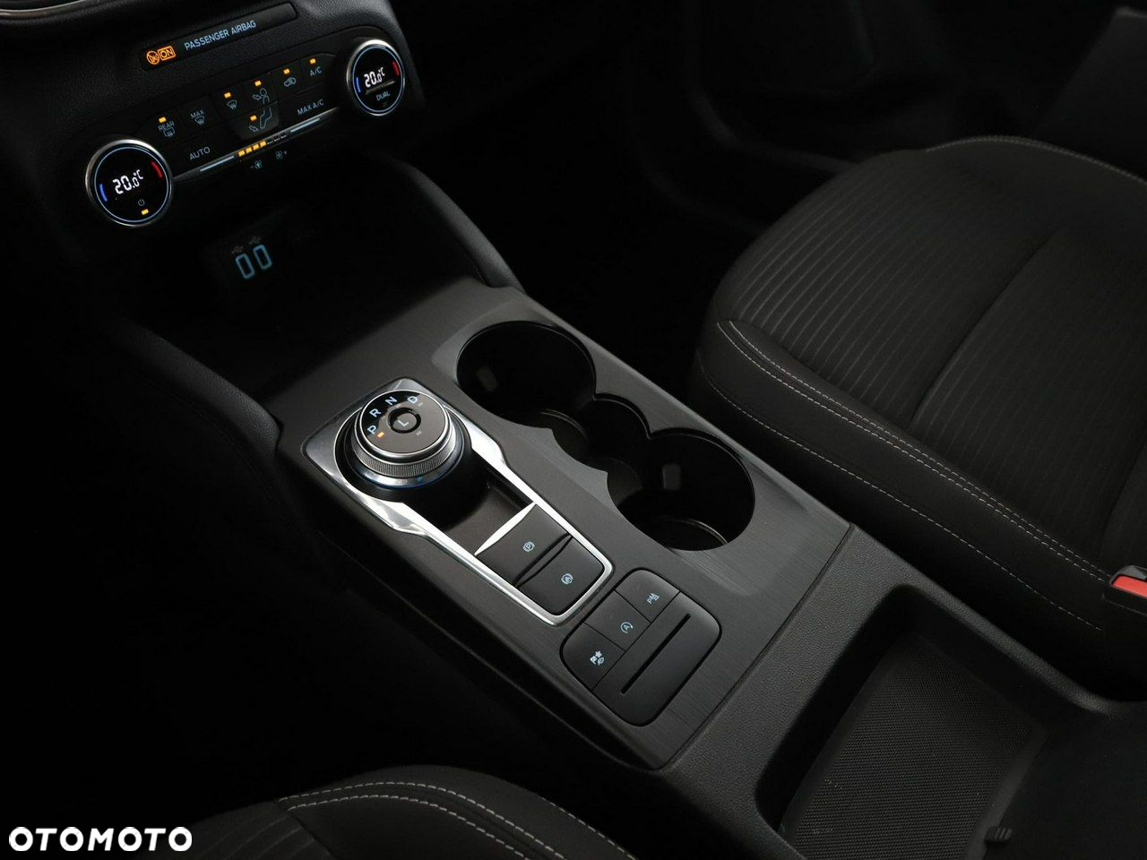 Ford Kuga 1.5 EcoBlue FWD Titanium - 30