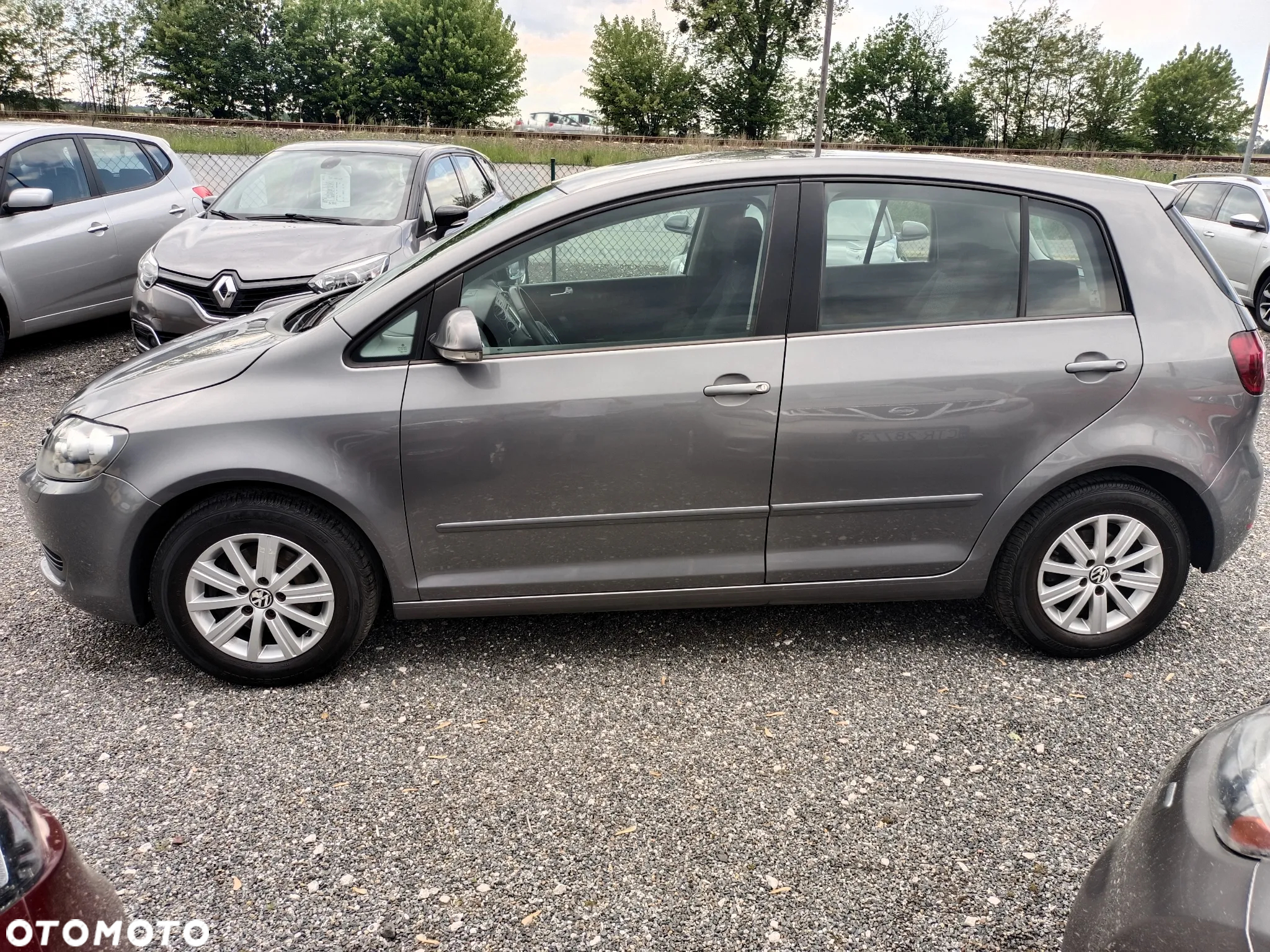 Volkswagen Golf Plus 1.6 TDI BlueMot Trendline - 6