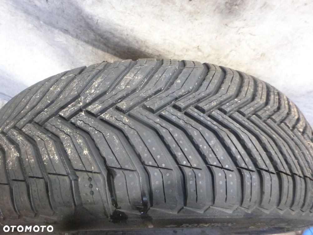 nowa opona całoroczna Michelin CrossClimate 2 215/65 R16 102V XL - 1
