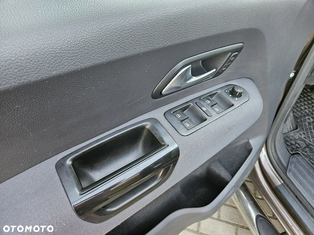 Volkswagen Amarok Double Cab 2.0 BiTDi 4MOTION Trendline - 23