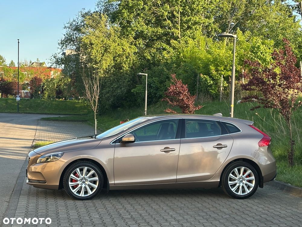 Volvo V40 D4 Inscription - 7