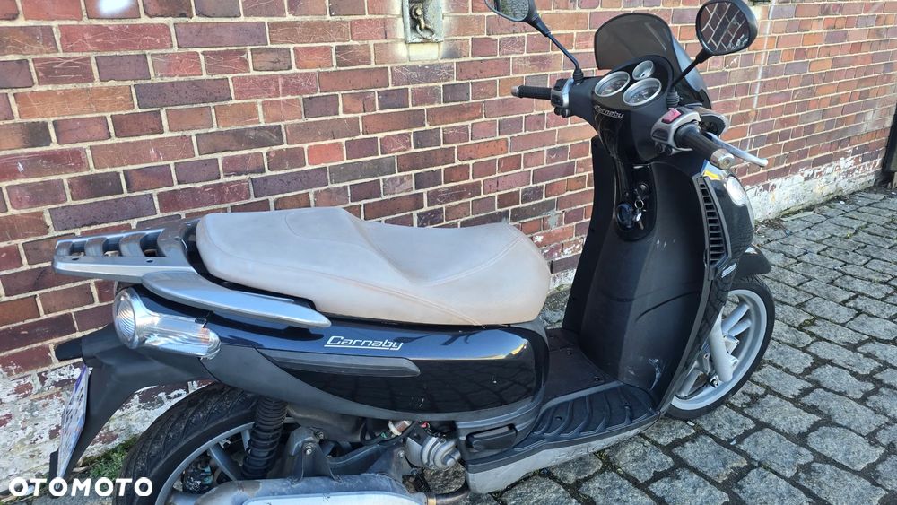 Piaggio Carnaby - 18