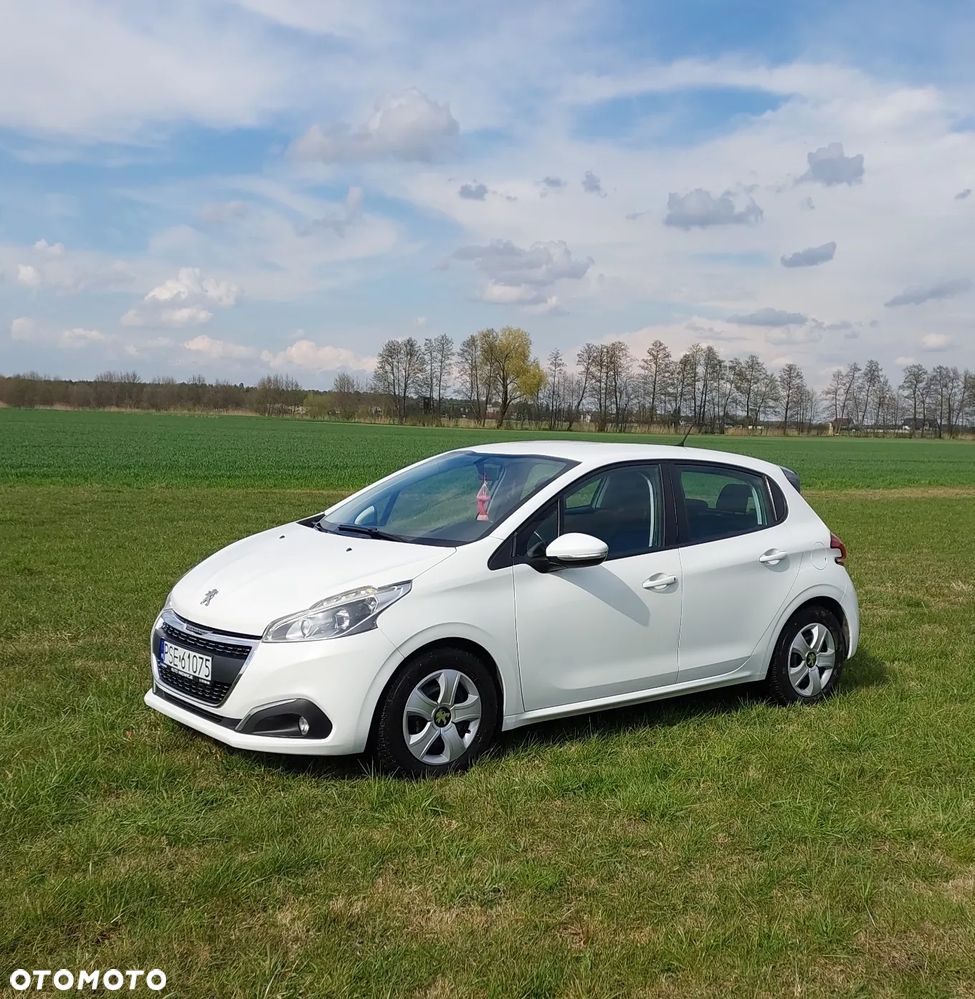 Peugeot 208 - 2