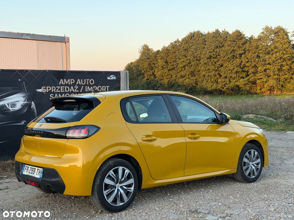 Peugeot 208 - 5