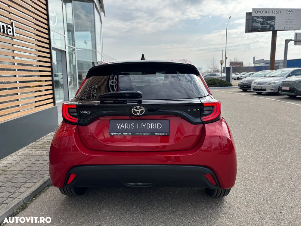 Toyota Yaris - 10
