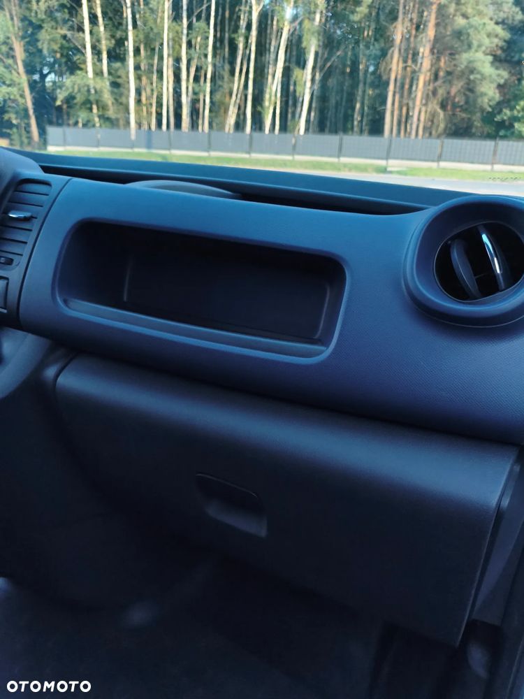 Opel Vivaro - 33