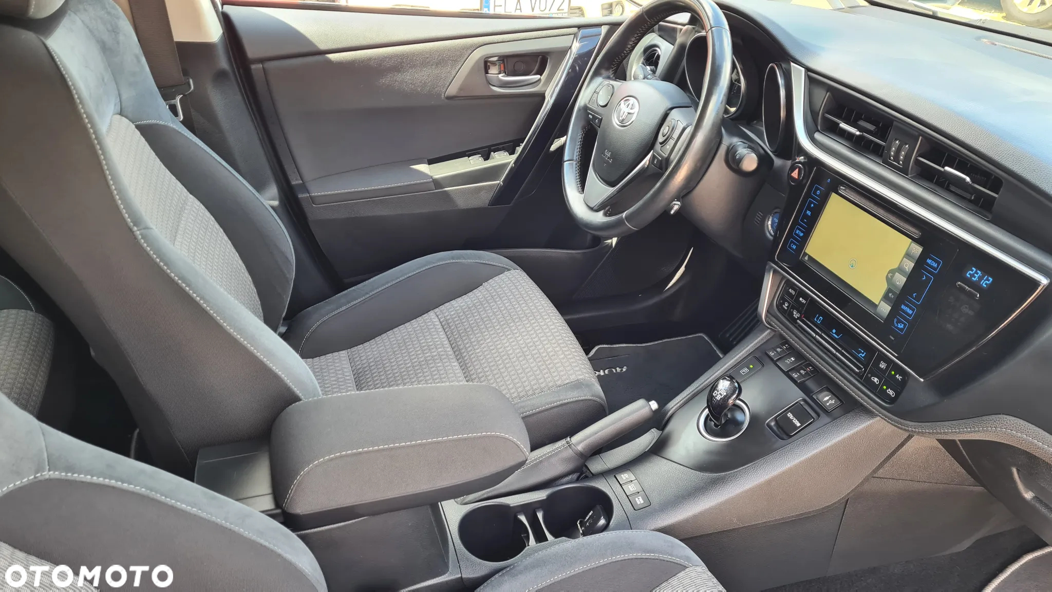 Toyota Auris - 9