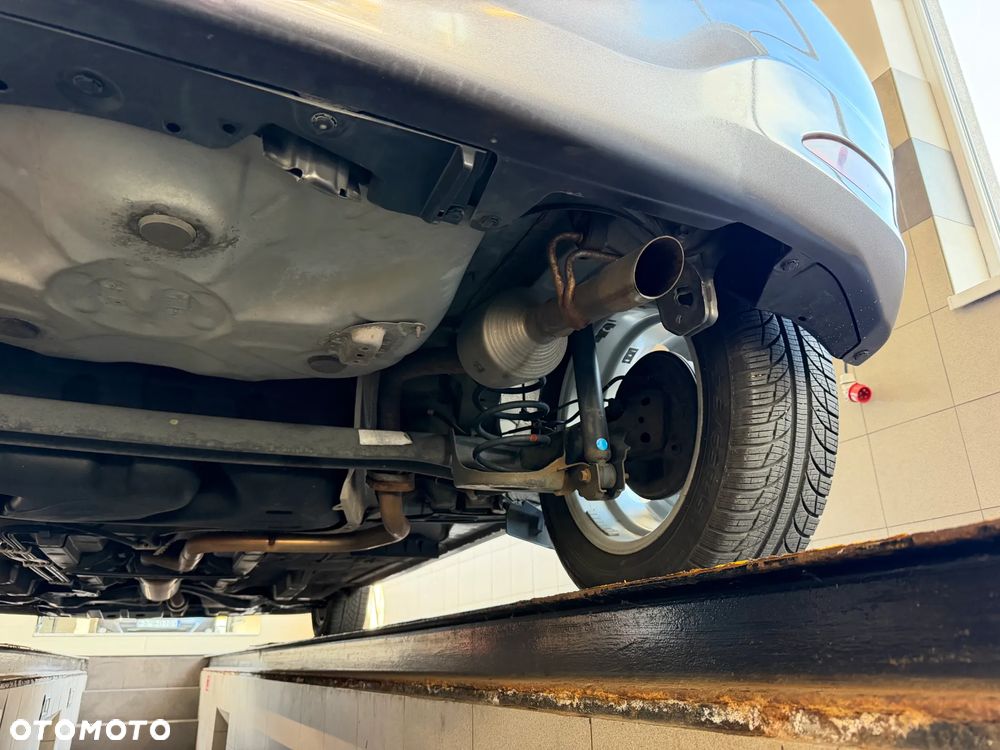 Toyota Yaris 1.33 VVT-i Style - 33