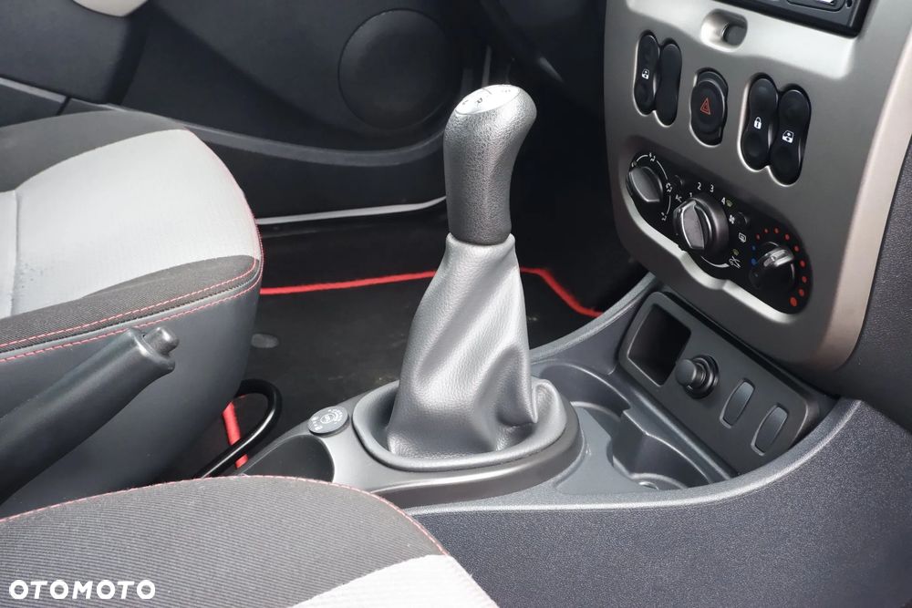 Dacia Duster 1.6 16V 105 4x2 Ice - 7