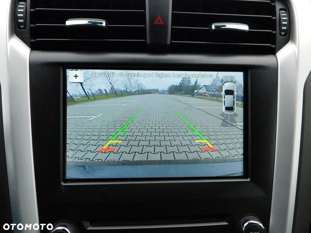 Ford Mondeo 2.0 Hybrid Titanium - 18